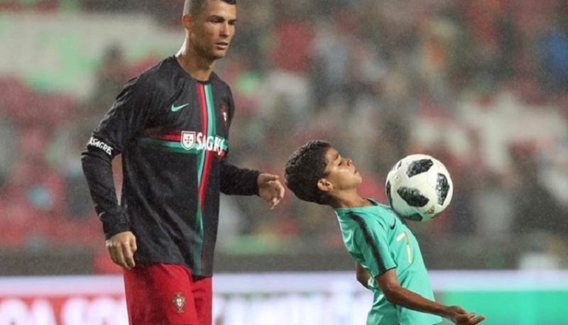 Mercato-le-fils-de-Cristiano-Ronaldo-tres-convoite