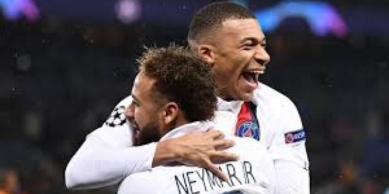 Mercato-un-deal-a-70ME-favorise-par-Mbappe-et-Neymar-au-Paris-SG