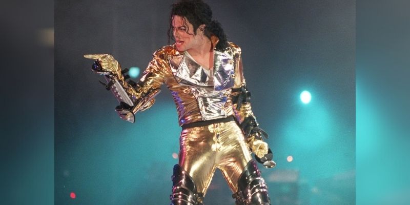 Michael-Jackson-les-terribles-details-de-sa-penible-autopsie