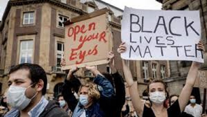 Mort-de-George-Floyd-la-bourgmestre-dAmsterdam-critiquee-apres-une-manifestation-antiraciste