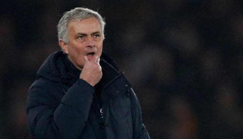 Mourinho-le-retour-du-football-serait-un-coup-de-pouce-moral-pour-les-fans