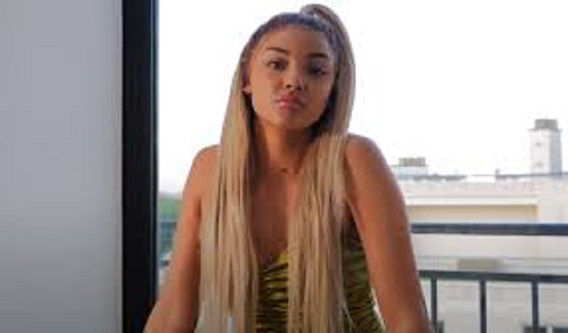 Musique-la-chanteuse-Wejdene-signe-avec-Universal-Music