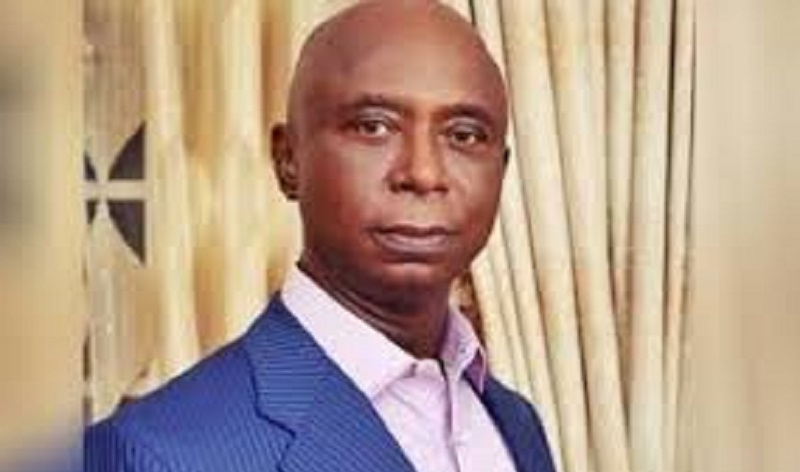 Ned-Nwoko-les-voeux-etranges-de-lepoux-de-Regina-Daniels