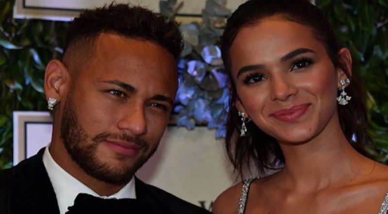 Neymar-a-rompu-avec-Bruna-Marquezine-pour-ce-motif