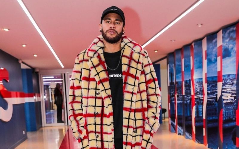 Neymar-fait-construire-une-boite-de-nuit…-dans-le-sous-sol-de-sa-maison