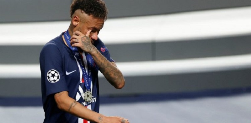 Neymar-la-star-du-PSG-veut-feliciter-le-Bayern-Munich...-mais-commet-une-erreur