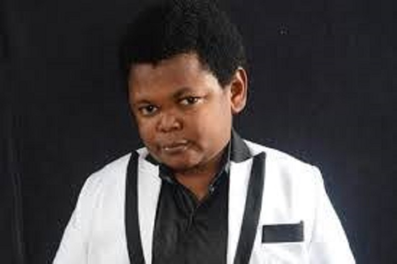 Nigeria-Aki-Pawpaw-sa-nouvelle-folie-fait-un-grand-bruit-sur-la-toile