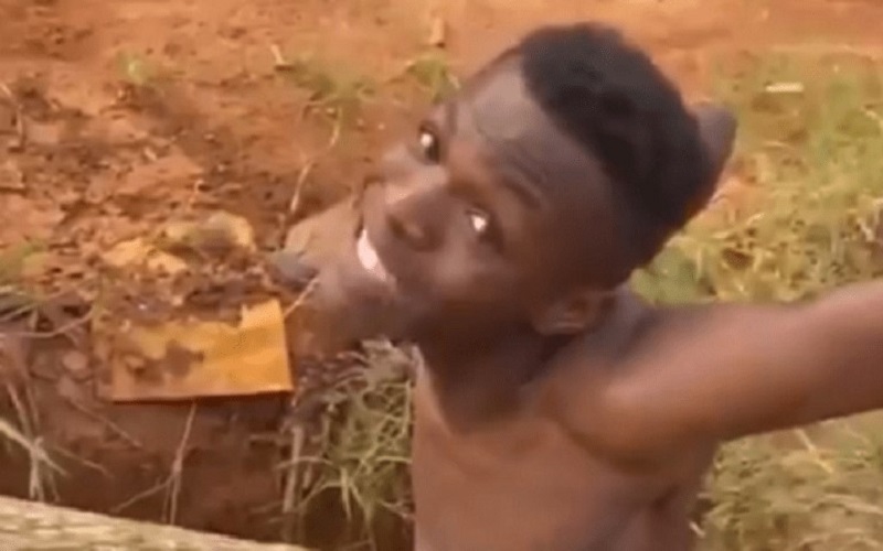 Nigeria-Davido-recadre-un-fan-qui-menace-de-se-suicider-a-cause-du-retard-de-son-album-1