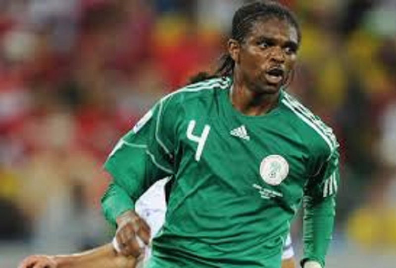 Nigeria-Nwankwo-Kanu-celebre-un-evenement-heureux