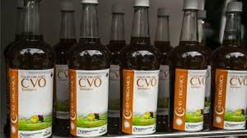 Nigeria-le-president-Buhari-recoit-le-Covid-Organics-malgache