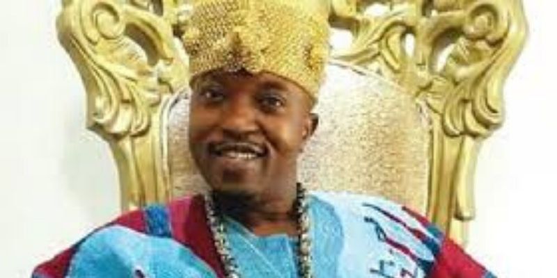 Nigeria-un-souverain-traditionnel-delivre-un-‘mandat-darret-spirituel-contre-le-coronavirus-video