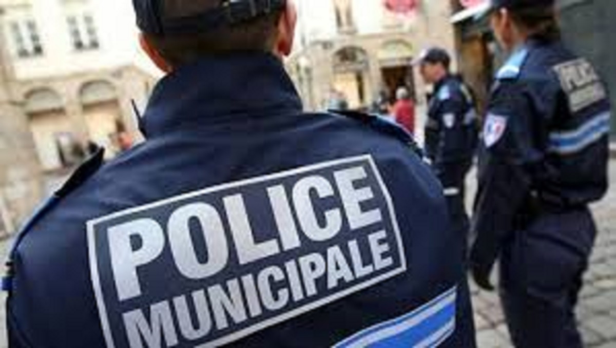 OM-PSG-un-cordon-securitaire-boucle-le-perimetre