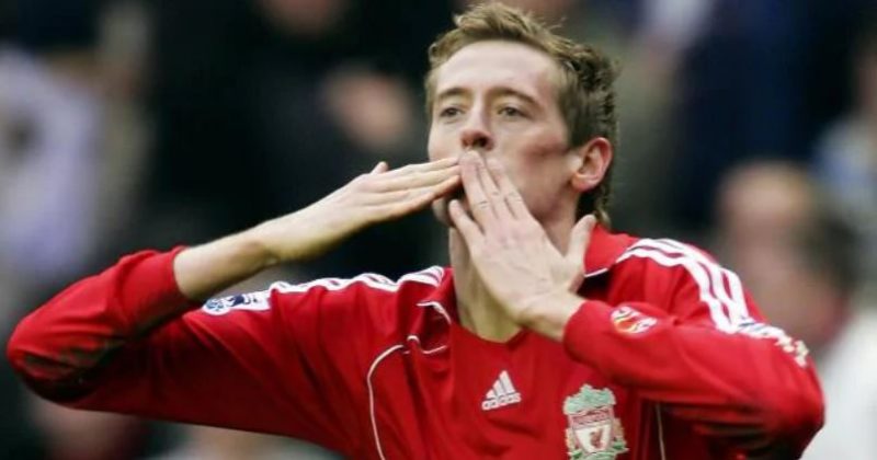 Officiel-le-geant-anglais-Peter-Crouch-raccroche-les-crampons-a-38-ans-e1562976687500