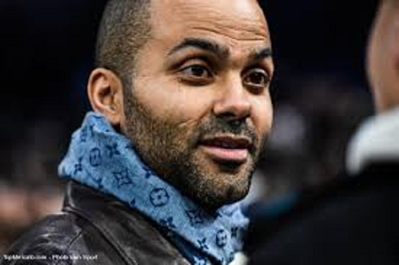Olympique-Lyonnais-Tony-Parker-saffirme-en-leader