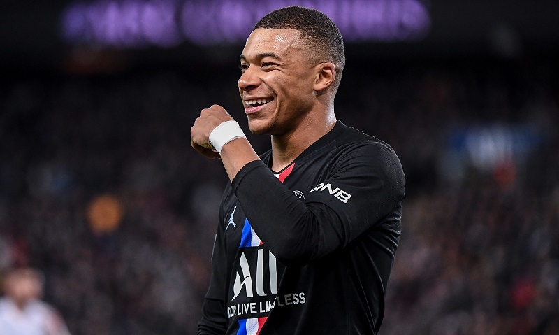 PSG-Mbappe-devant-le-Super-Bowl-plutot-qua-lanniversaire-de-Neymar