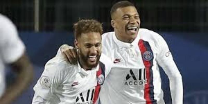PSG-Tuchel-evoque-cet-epineux-sujet-avec-Neymar-et-Mbappe