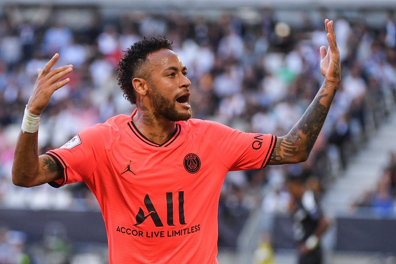 PSG-pour-107-milliards-de-FCFA-Neymar-oublie-le-Barca-au-profit-de-Manchester-United