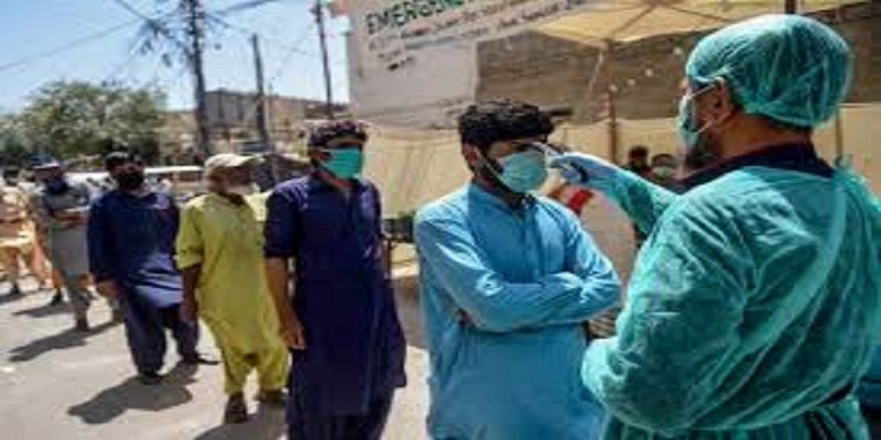 Pakistan-des-medecins-qui-demandaient-des-protections-anti-coronavirus-emprisonnes
