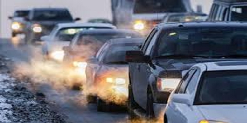 Pollution-vers-une-interdiction-des-voitures-diesel-et-essence-des-2035-en-Californie