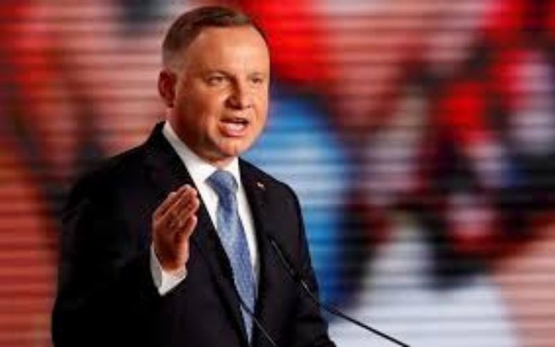 Pologne-Covid-19-le-president-Andrzej-Duda-teste-positif