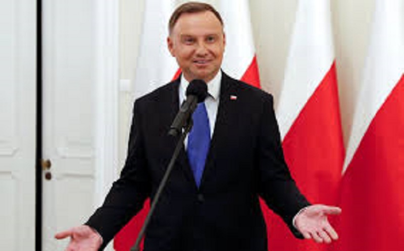 Pologne-Presidentielle-le-president-Andrzej-Duda-reelu