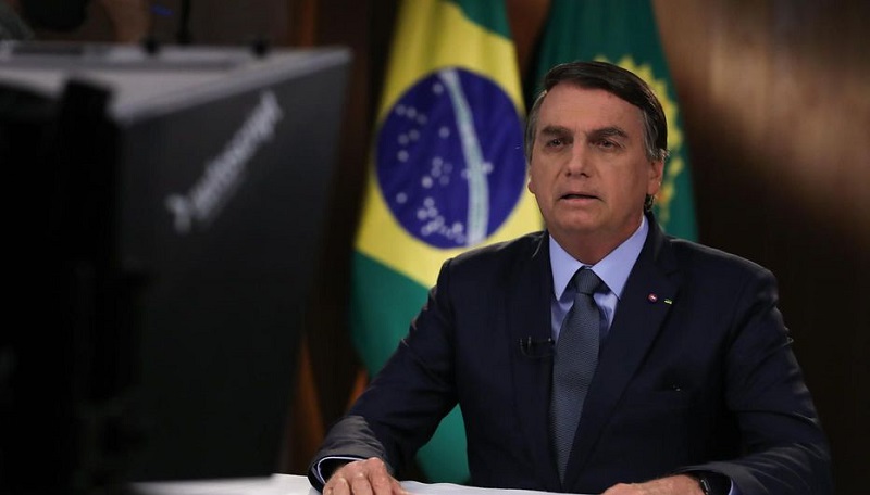 Pour-Bolsonaro-le-Bresil-est-un-pays-de-pedes-face-a-la-Covid-19