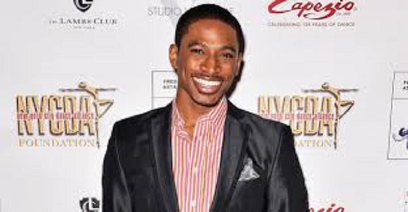 Pour-se-venger-contre-le-racisme-il-achete-une-demeure-construite-par-ses-ancetres-esclaves-photos