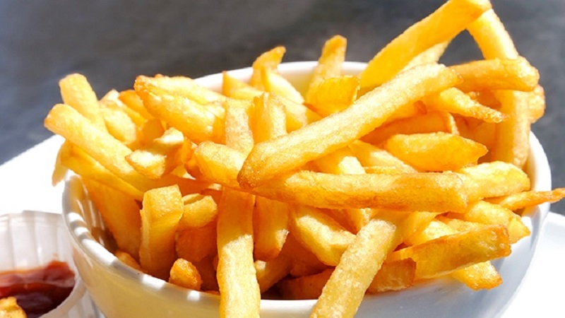 Pourquoi-les-Belges-sont-ils-invites-a-manger-des-frites-2-fois-par-semaine-durant-la-crise-du-coronavirus