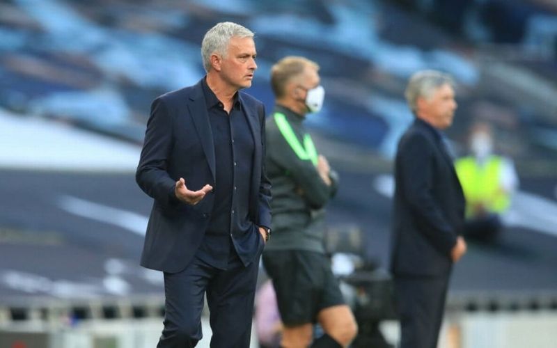Premier-League-Mourinho-et-Tottenham-encaissent-deja-leur-1ere-defaite-de-la-saison