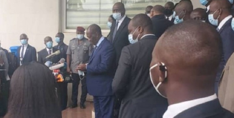 Presidentielle-en-Cote-dIvoire-Alassane-Ouattara-a-depose-sa-candidature-ce-lundi