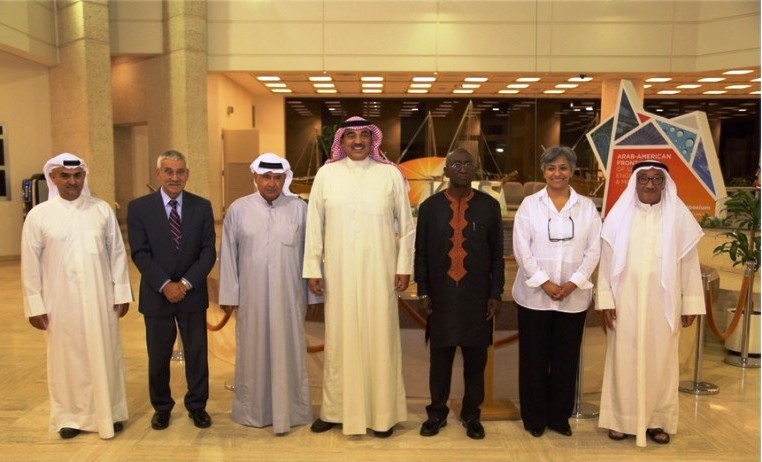 Prix-Al-Sumait-2018-2-eminents-scientifiques-recompenses-avec-1-million-de-dollars-US-pour-leurs-travaux-sur-le-VIH-et-la-tuberculose-en-Afrique