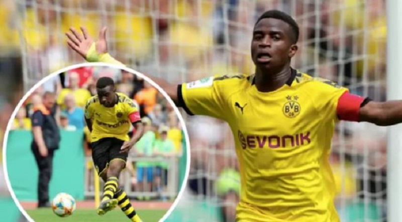 Qui-est-Youssoufa-Moukoko-le-jeune-joueur-de-14-ans-qui-vaut-59-milliards-FCFA