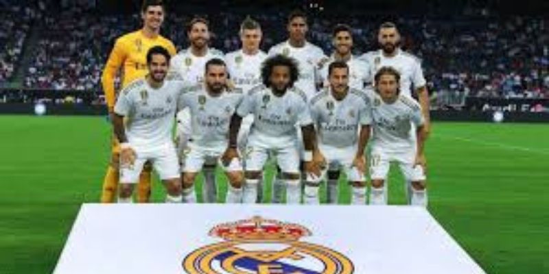 Real-Madrid-le-compte-Twitter-du-club-pris-au-piege-a-son-propre-jeu