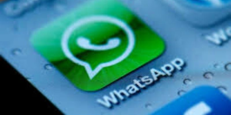 Reponse-durgence-la-nouvelle-fonction-de-WhatsApp