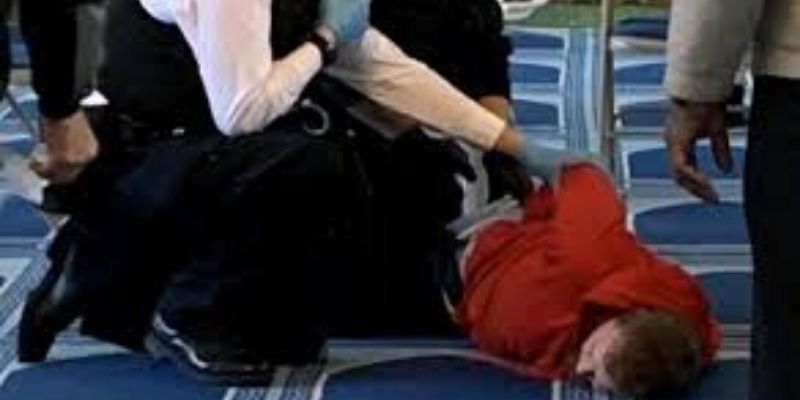 Royaume-Uni-attaque-au-couteau-dans-une-mosquee-a-Londres-lassaillant-presume-arrete