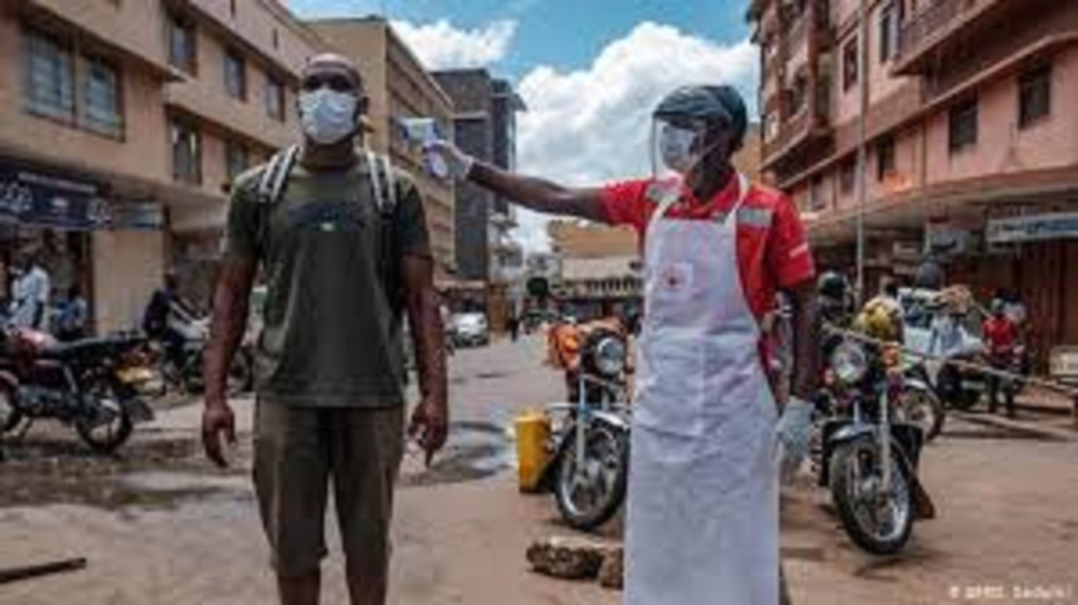 Senegal-Covid-19-le-couvre-feu-instaure-a-nouveau-a-Dakar