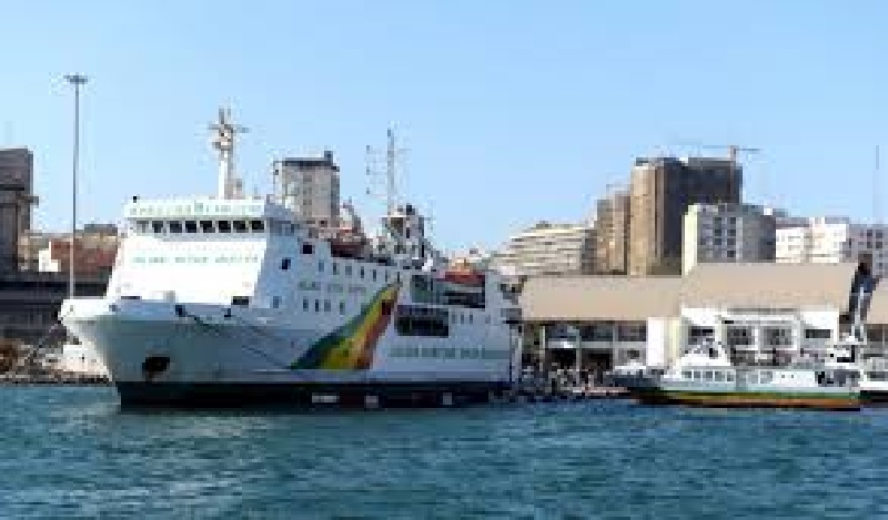 Senegal-du-Nitrate-dammonium-evacue-du-port-de-Dakar-vers-le-Mali