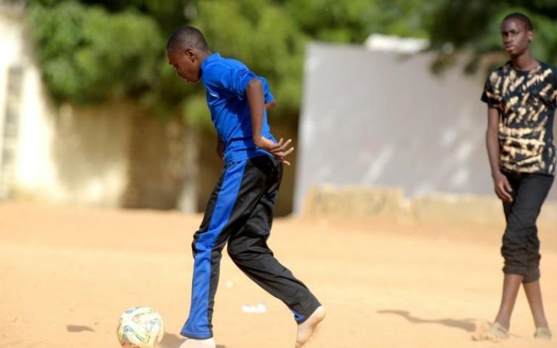 Senegal-il-revait-de-foot-et-dEurope-et-meurt-en-mer-son-pere-interpelle