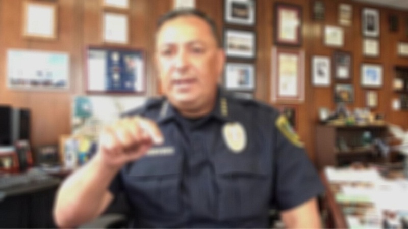 Si-vous-navez-rien-de-constructif-a-dire-ne-dites-rien-message-dun-policier-courageux-a-Donald-Trump-Video
