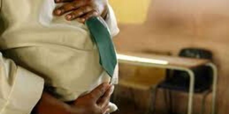Sierra-Leone-les-filles-enceintes-desormais-autorisees-a-etre-scolarisees