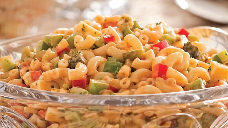 Son-amour-pour-les-macaronis-au-fromage-lui-rapporte-plus-de-111-millions-FCFA