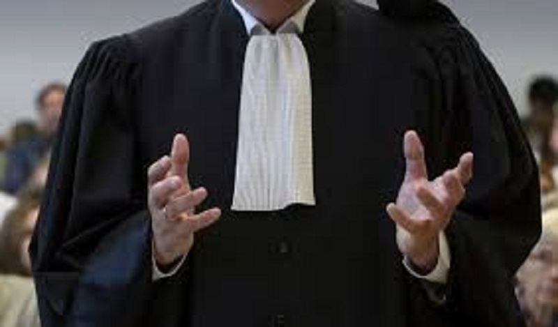 Son-geste-romantique-le-mene-tout-droit-en-prison