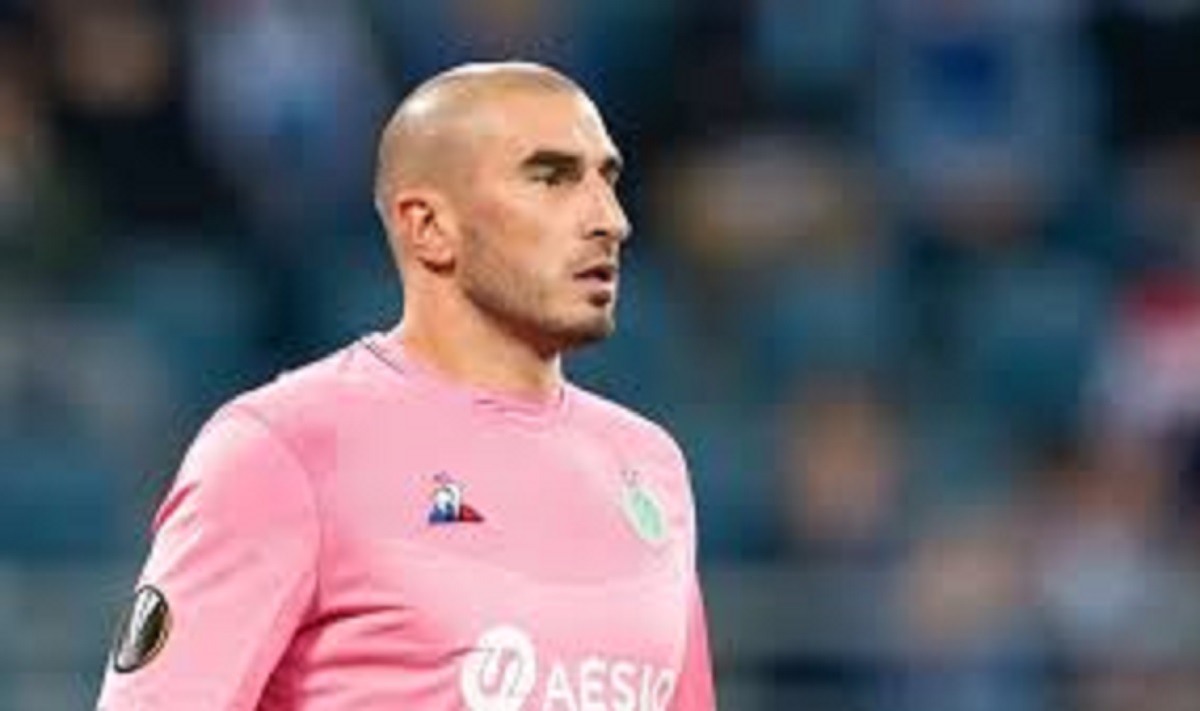 Stephane-Ruffier-licencie-a-Saint-Etienne-voici-son-nouveau-job
