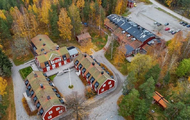 Suede-tout-un-village-mis-en-vente-pour-4-milliards-de-FCFA