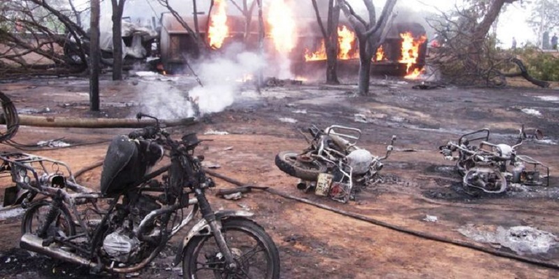 Tanzanie-le-bilan-de-lexplosion-dun-camion-citerne-salourdit-a-95-morts