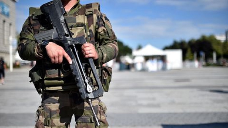 Thailande-un-militaire-tue-au-moins-17-personnes-et-prend-des-otages