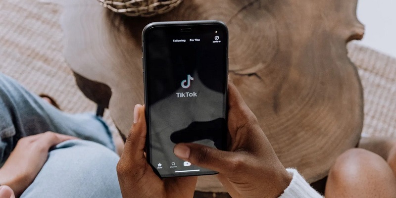 TikTok-sallie-a-Sony-pour-diversifier-le-catalogue-de-musiques-des-utilisateurs