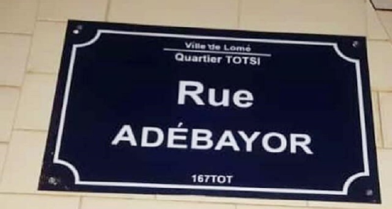 Togo-la-ville-de-Lome-rend-hommage-a-Adebayor