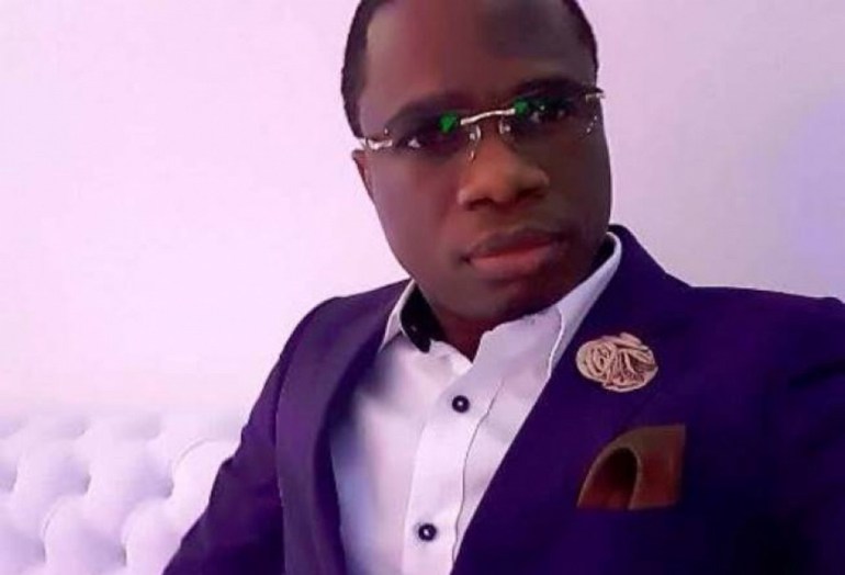 Togo-lartiste-Papson-Moutite-interpelle-par-la-police-et-place-en-garde-a-vue