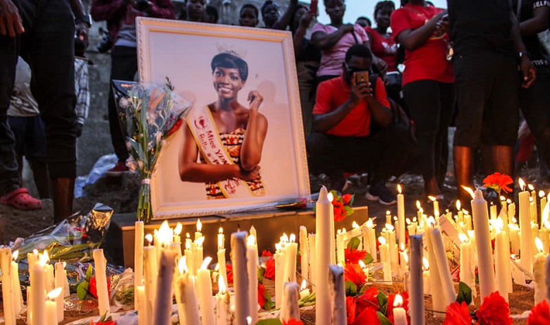 Togo-lemouvant-hommage-rendu-a-Darina-la-jeune-fille-de-20-ans-poignardee-a-mort-a-Baguida-video